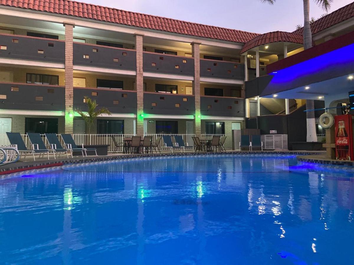 Hotel La Finca 에르모시요 외부 사진